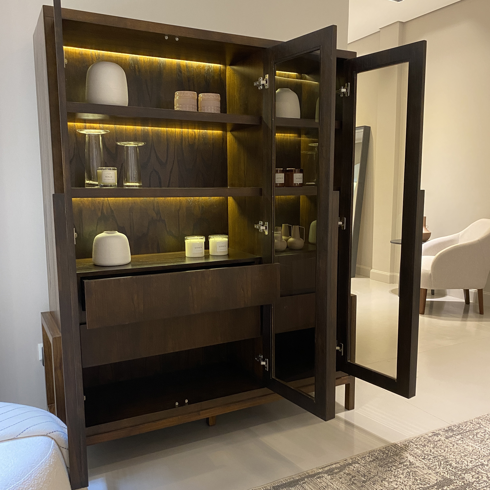 Vajillero Senza (alto) 150